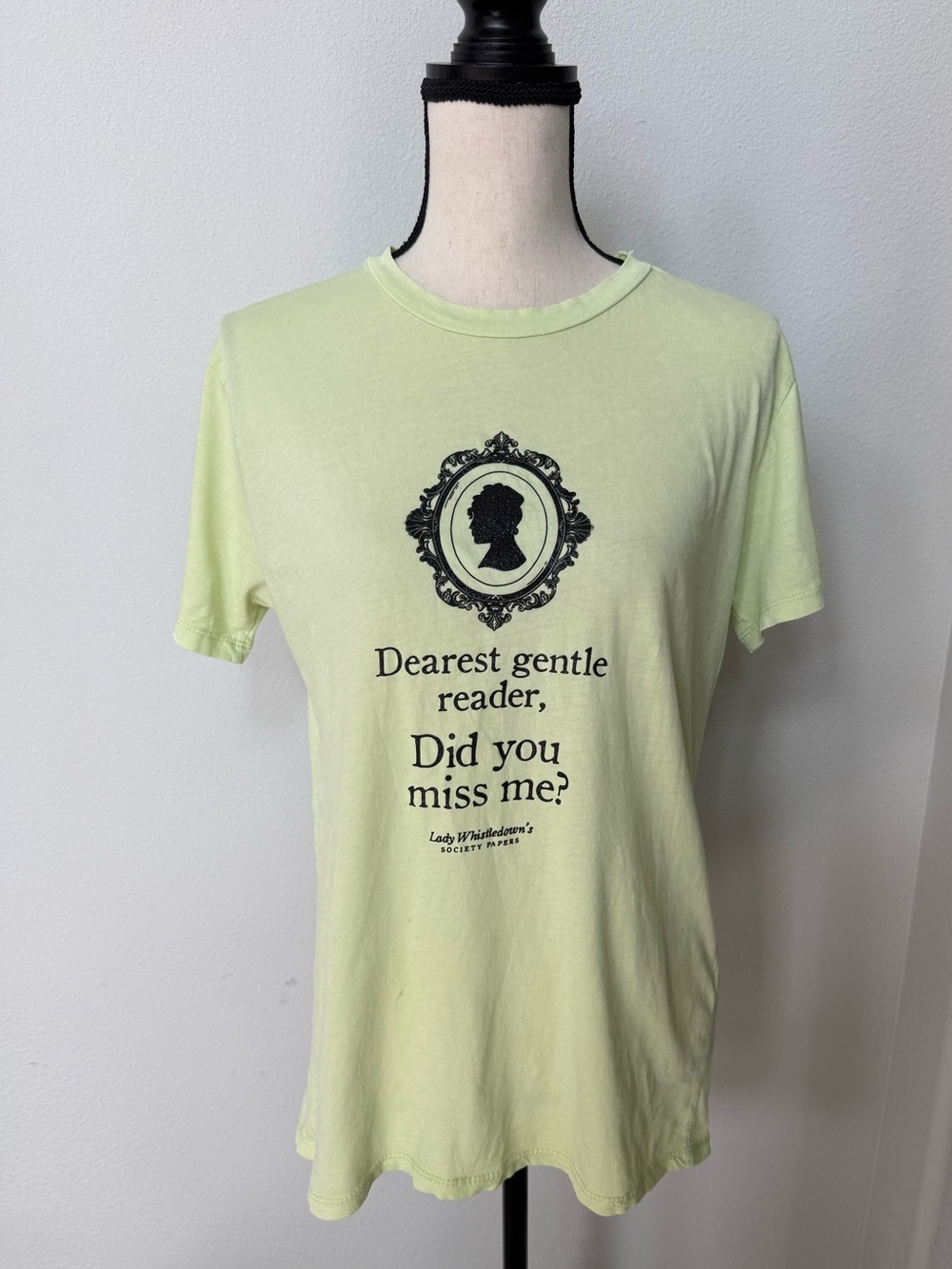 stradivarius Bridgerton Light Lime Graphic Unisex Tee